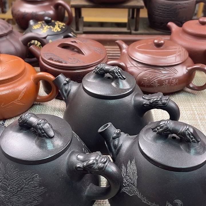 紫砂茶壶山**?宜兴紫砂