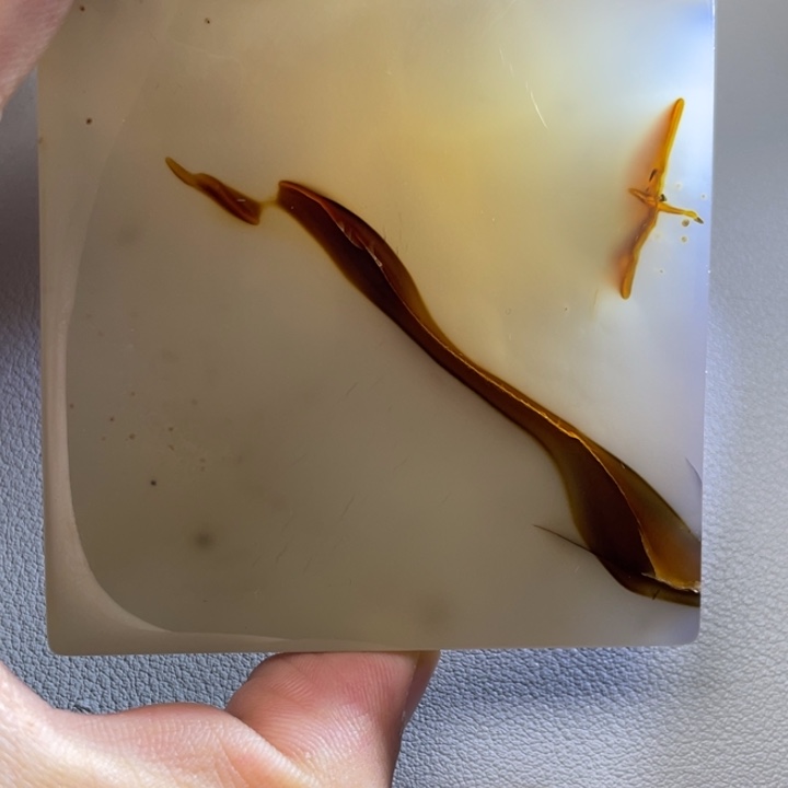 玛瑙/玉髓颈饰未镶嵌路*