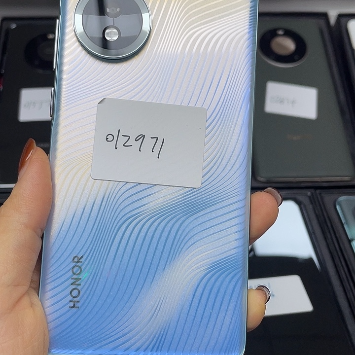 老***刘准新品荣耀80 256