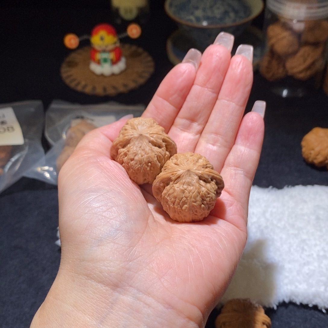 文玩核桃吊坠铁锤妹妹33