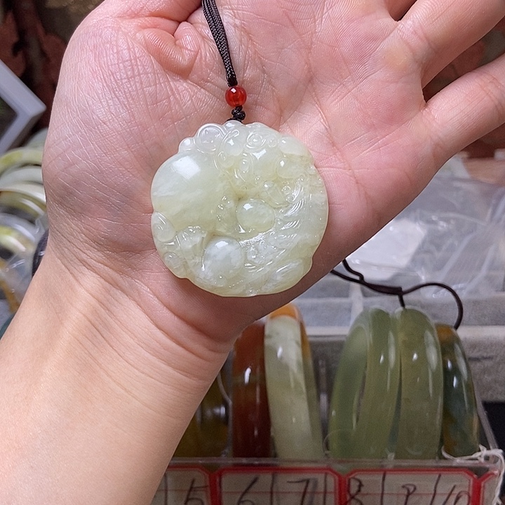 蛇纹石玉手链未镶嵌