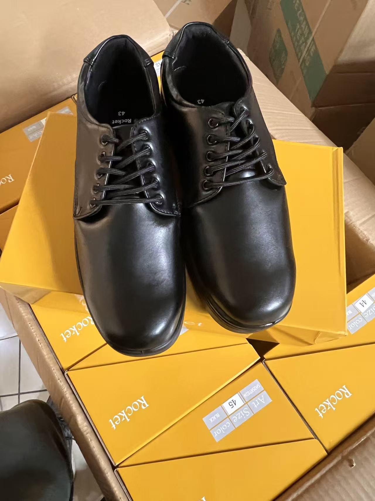 休闲皮鞋时尚商务黑色男士皮鞋PU皮低帮系带圆头帅气休闲鞋秋季