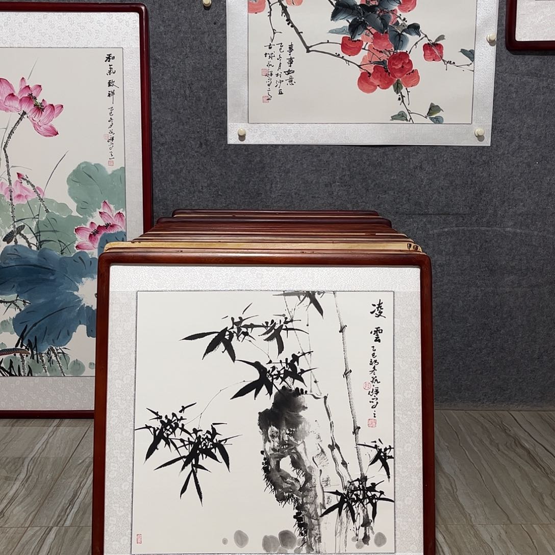 国画书画作品带框63×63