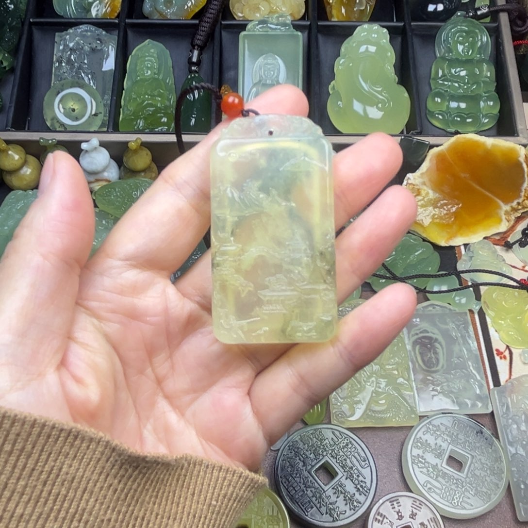 蛇纹石玉未镶嵌吊坠(不含链)