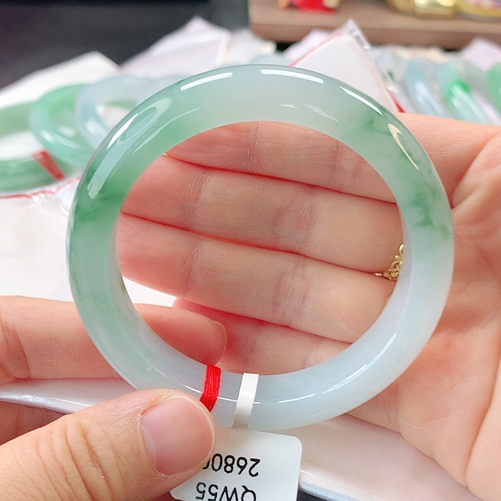 未镶嵌手镯翡翠缅甸A货翡翠手镯