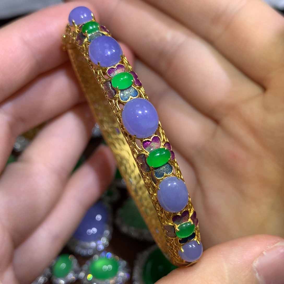 翡翠手镯18K金镶嵌手镯