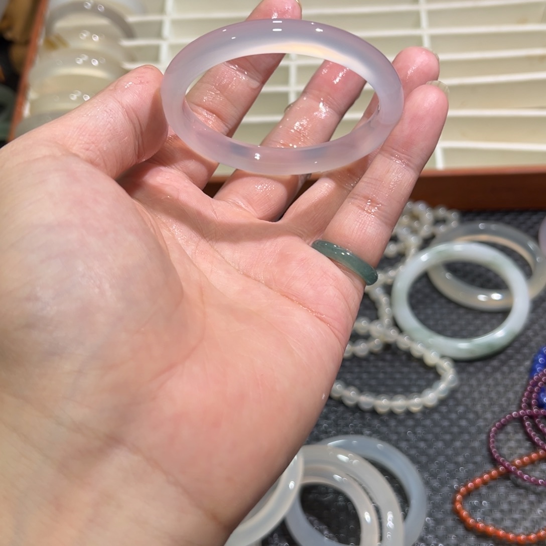 玛瑙/玉髓未镶嵌手镯56圈10
