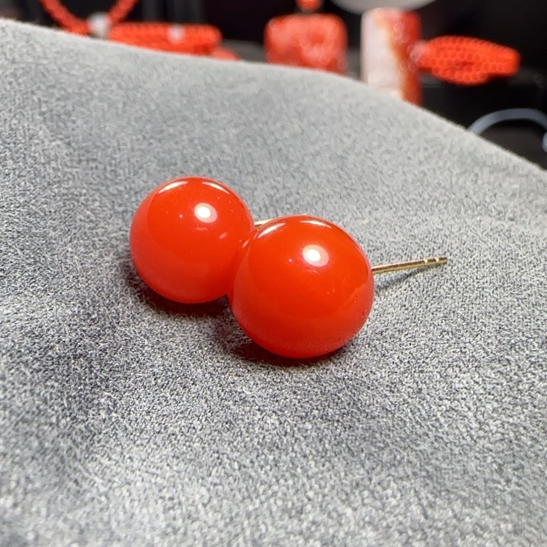 南红玛瑙耳钉10+18K金镶嵌