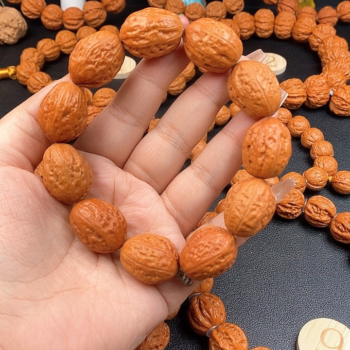 文玩核桃手串光头大枣手串