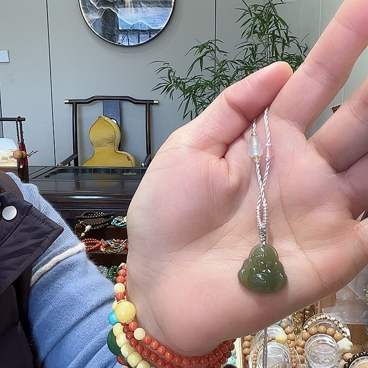 和田玉（糖玉）未镶嵌颈饰