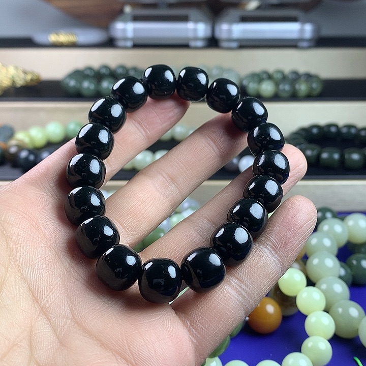 和田玉手串未镶嵌