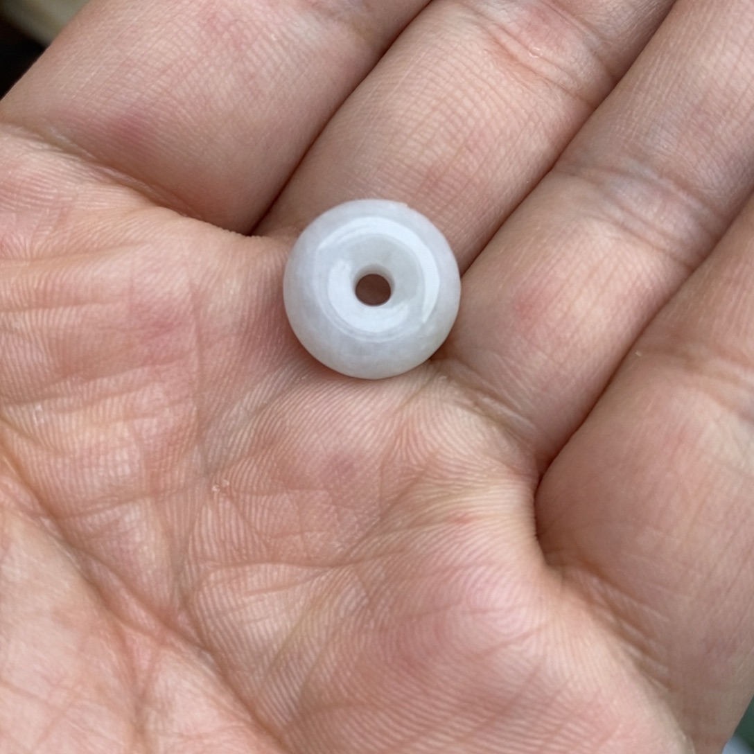 翡翠颈饰未镶嵌翡