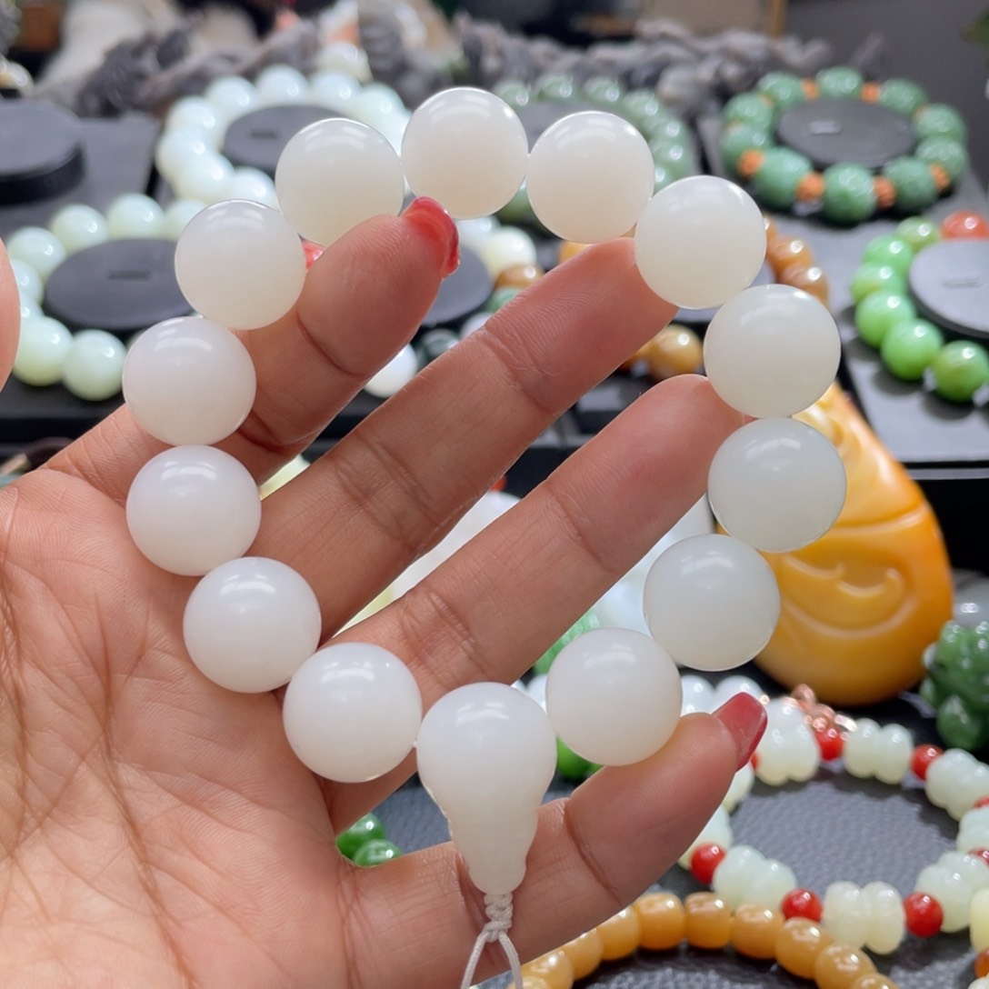 和田玉手串未镶嵌