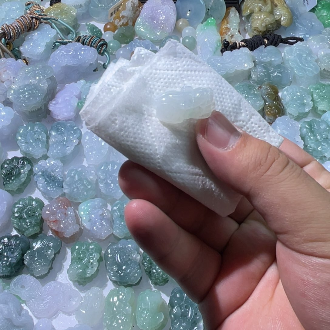 翡翠未镶嵌颈饰天然