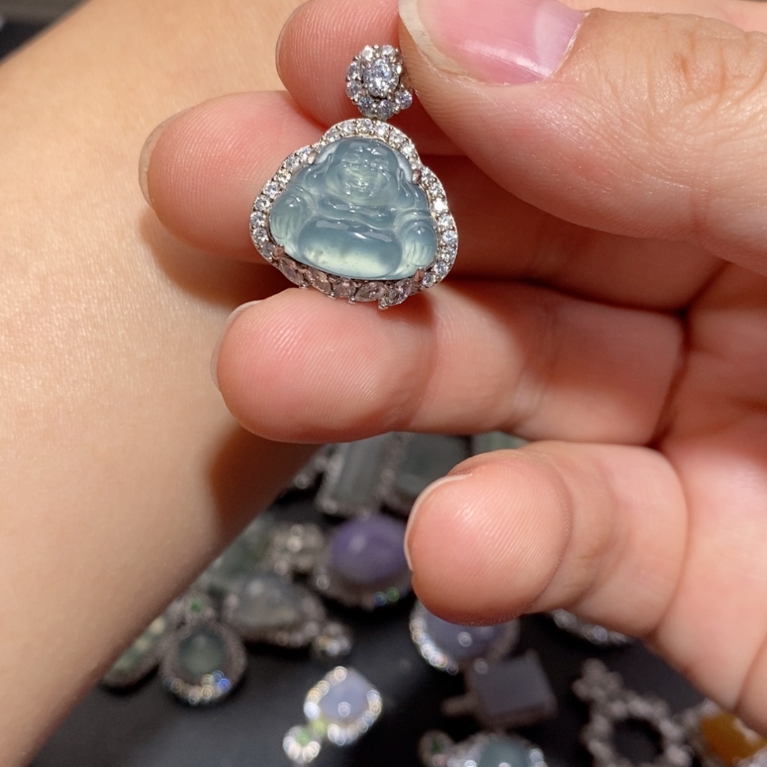 翡翠颈饰银S925镶嵌h j k k