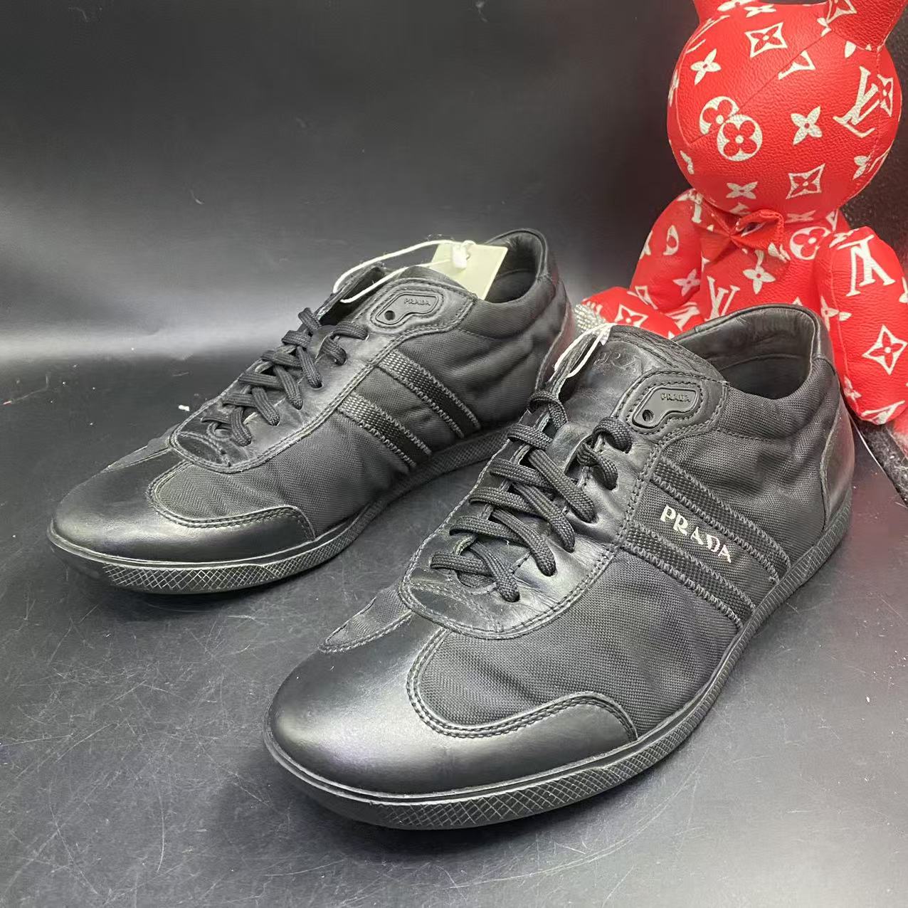 95新 Prada/普拉达  【聚星福利】男休闲黑色网面小德训板鞋40.5码