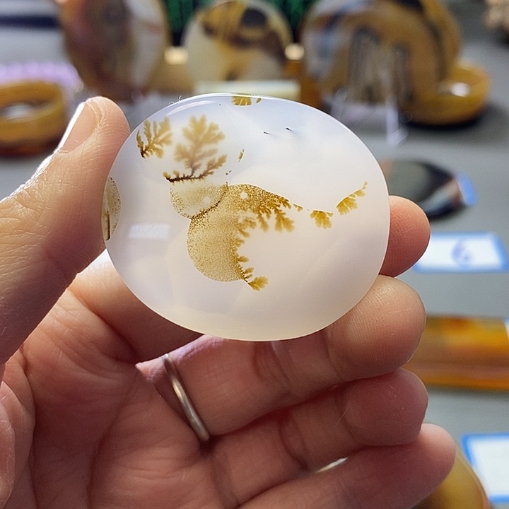 玛瑙/玉髓未镶嵌珠宝半成品142