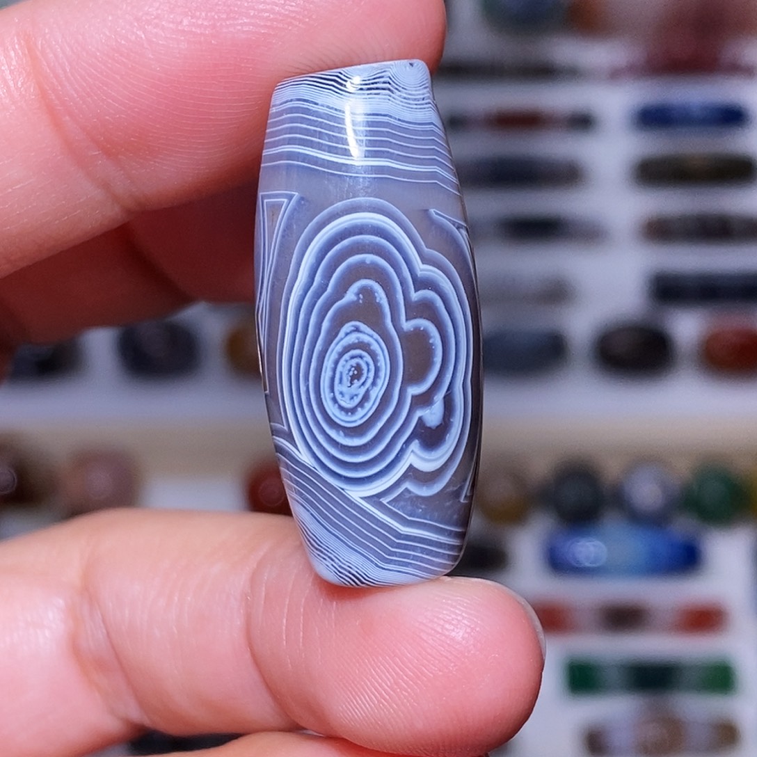 ****空玛瑙未镶嵌吊坠…..