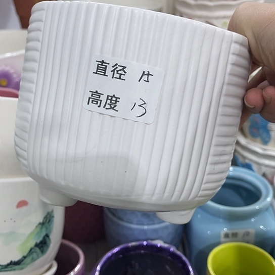 多肉绿植陶瓷花盆9.9包邮，有孔