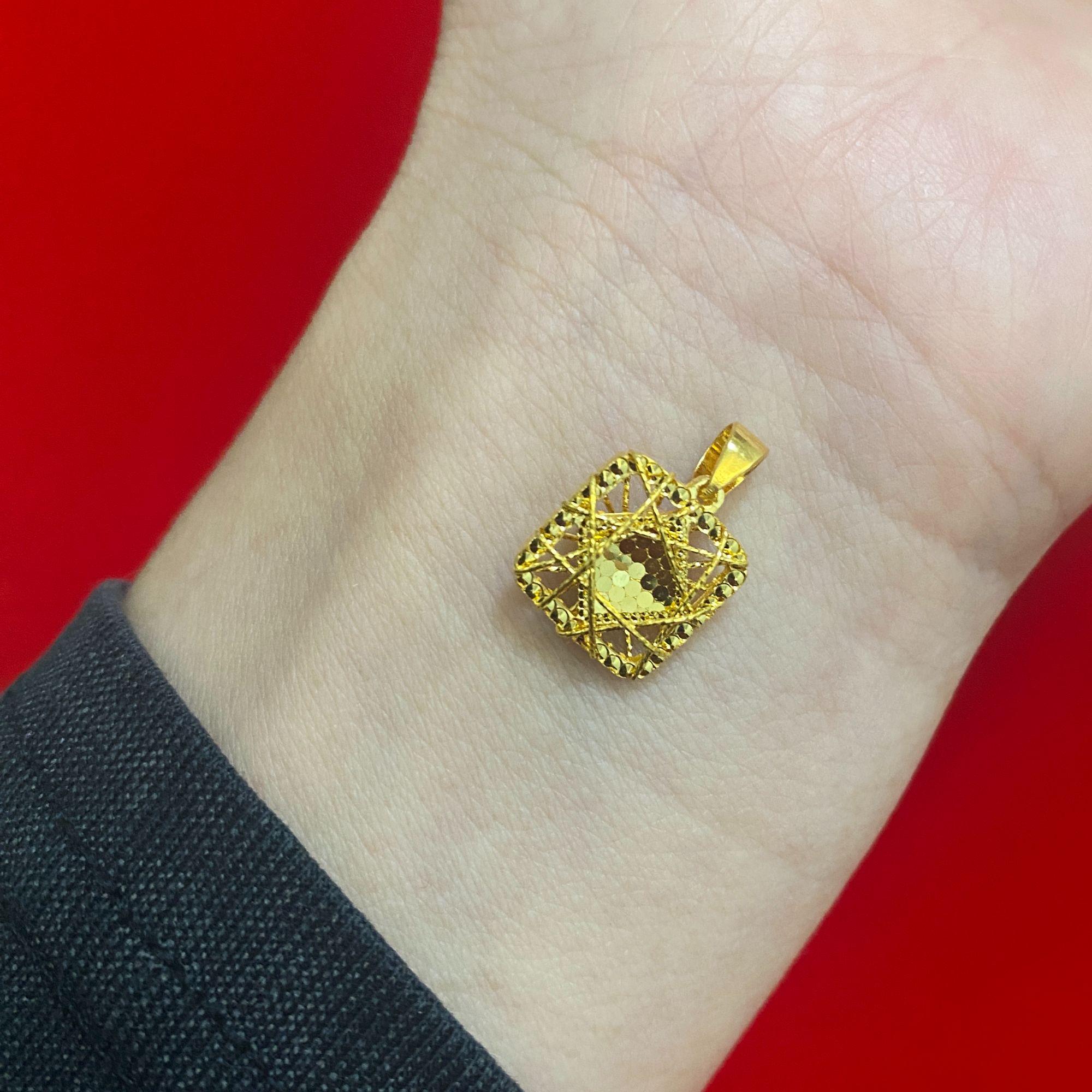 菱形方糖吊坠足金999