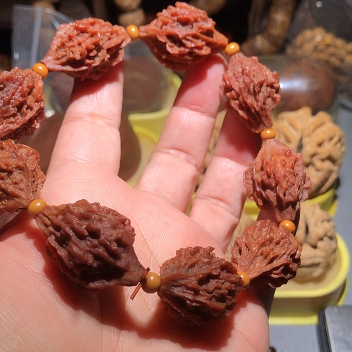 橄榄核吊坠异型橄榄刺猬手串