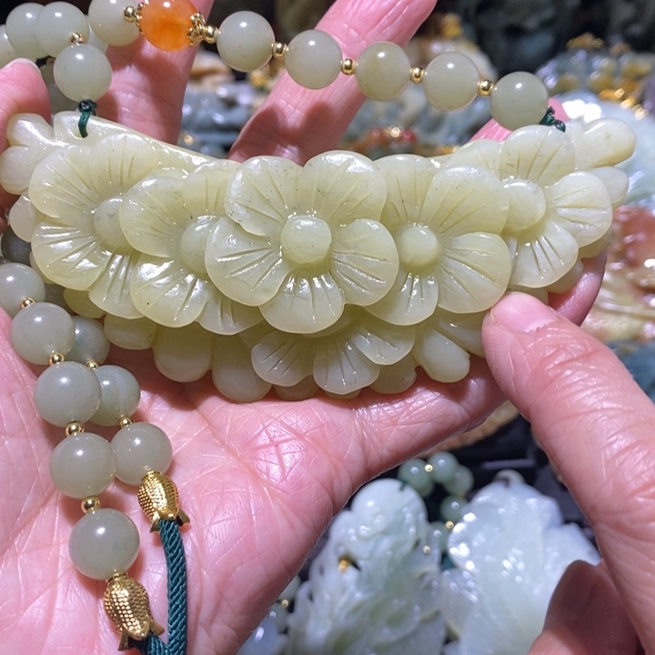 岫玉岫玉吊坠未镶嵌