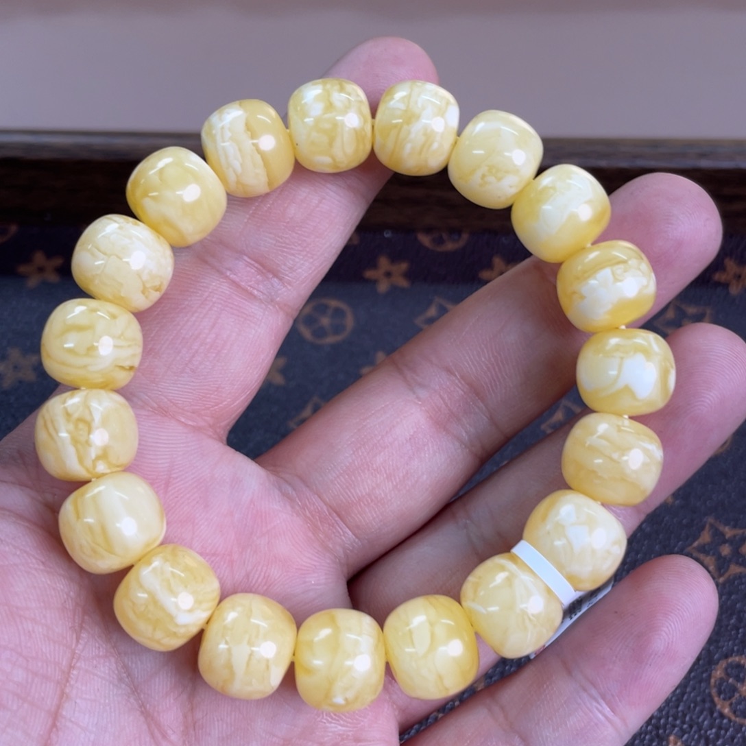 蜜蜡裸石未镶嵌02500000000000