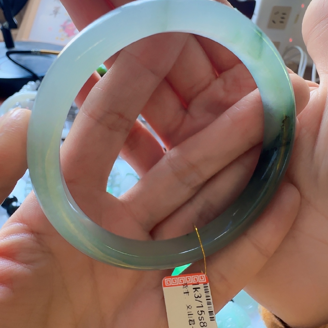 金***娃翡翠未镶嵌手镯翡翠2860