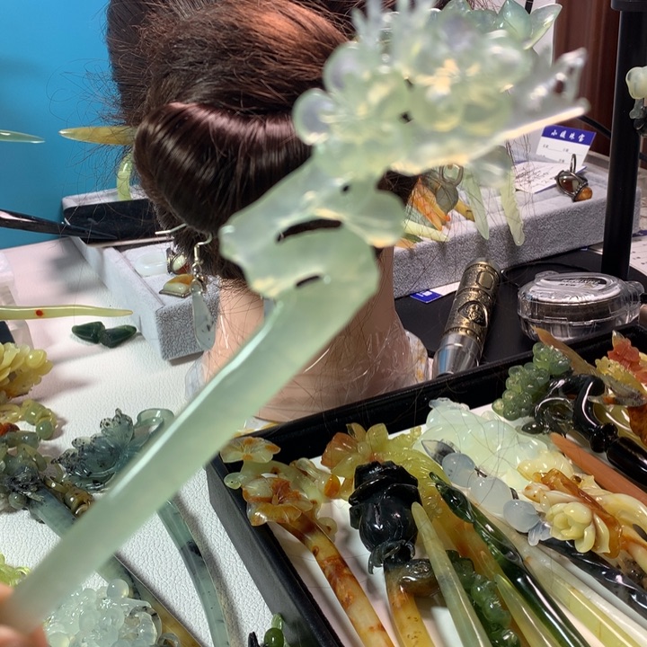 蛇纹石玉发簪未镶嵌