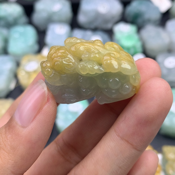 翡翠未镶嵌颈饰天然缅甸翡翠