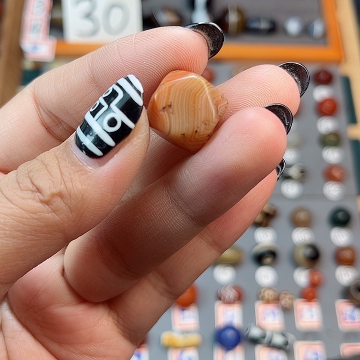 玛瑙/玉髓珠宝半成品未镶嵌已*置