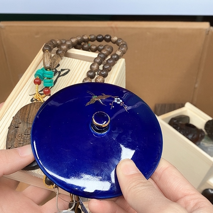 工艺品陶瓷瓷器发一个