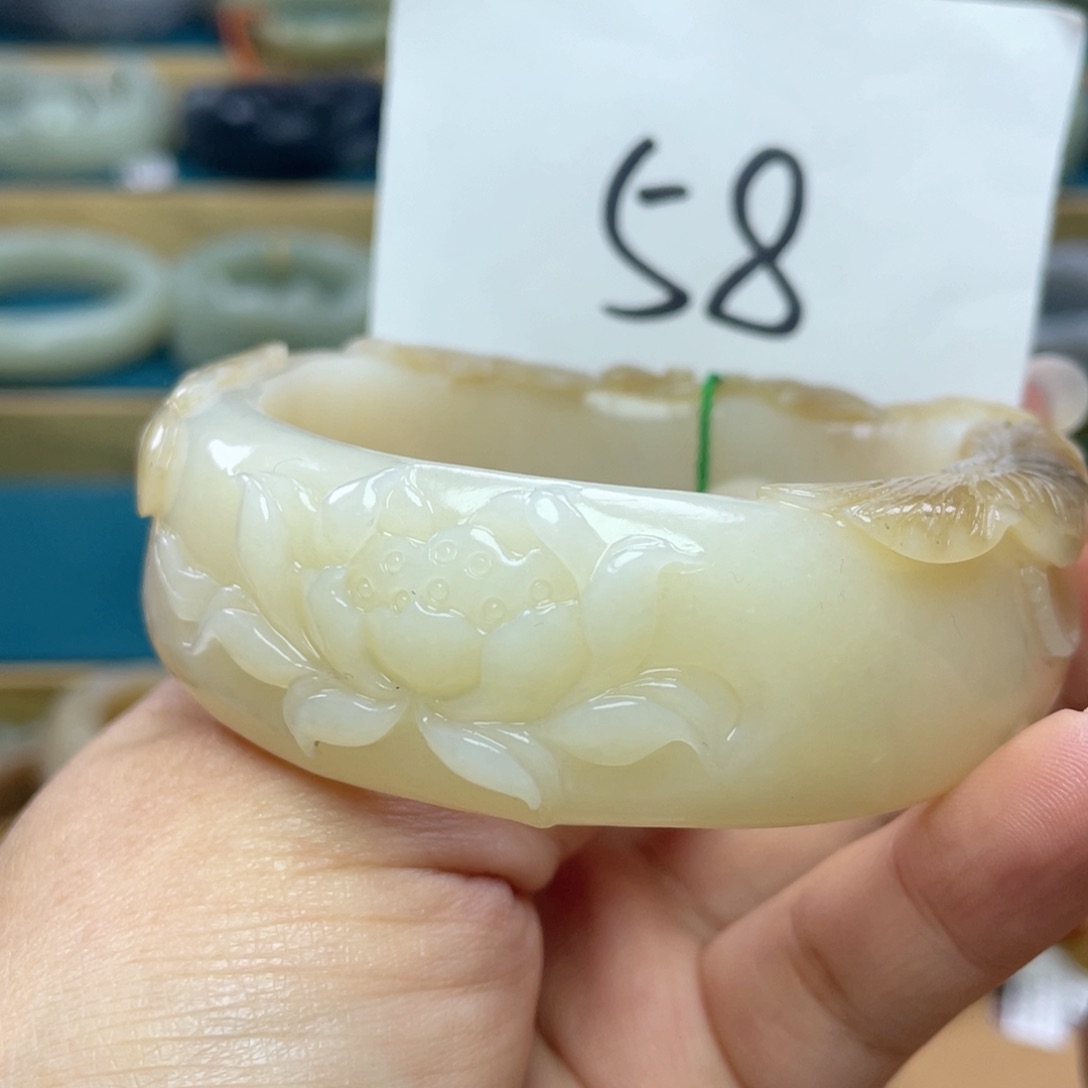 未镶嵌手镯和田玉圈口60