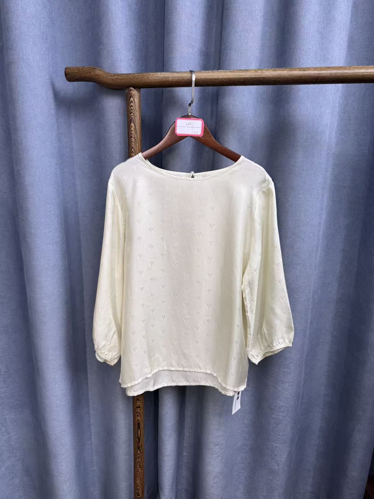 （瑕疵）2025夏季新款休闲时尚圆领桑蚕丝七分袖上衣女V881