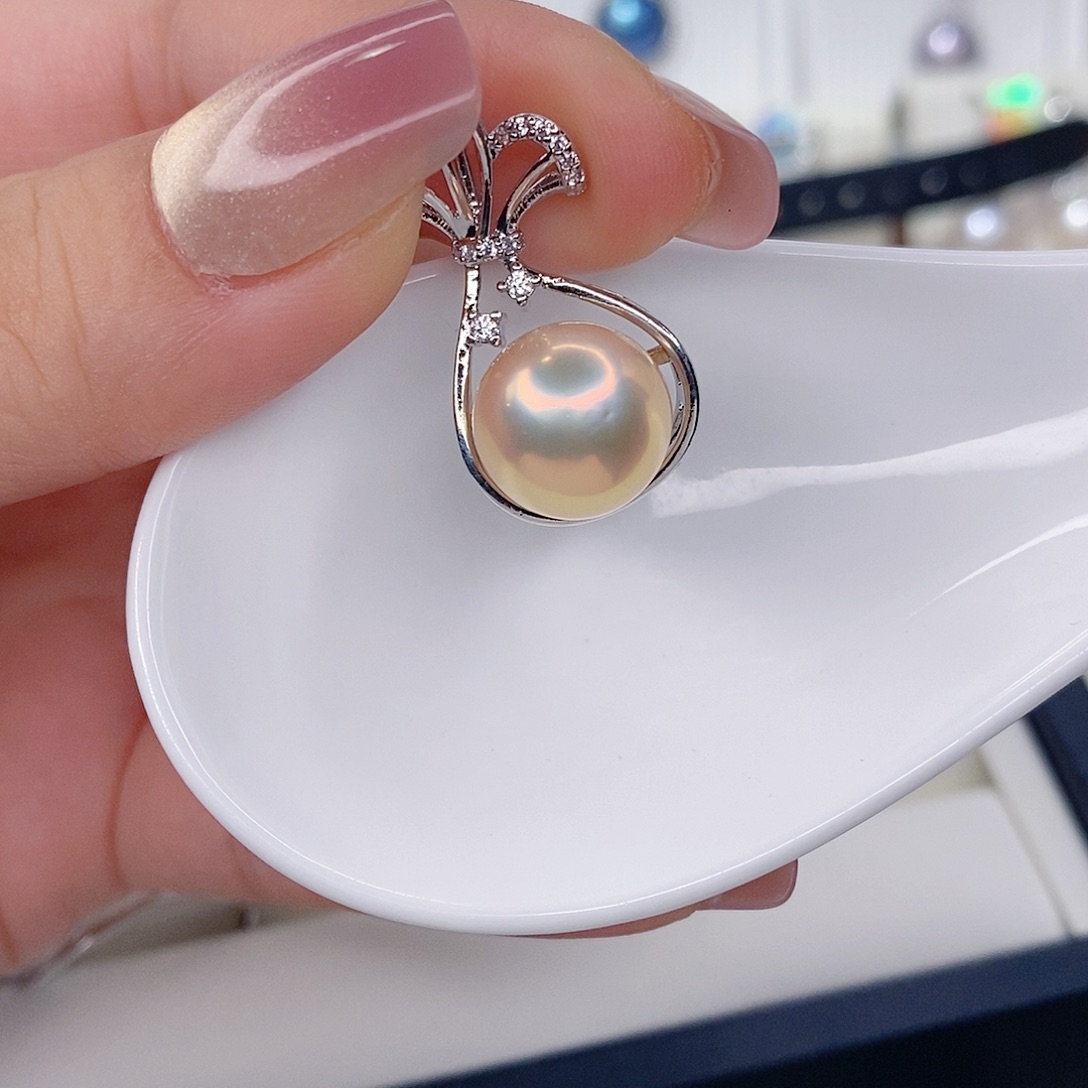 未镶嵌淡水珍珠吊坠(赠链)