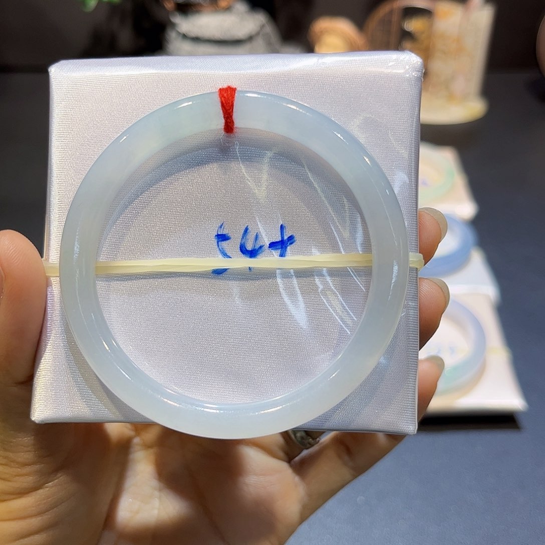 翡翠未镶嵌手镯翡翠手镯