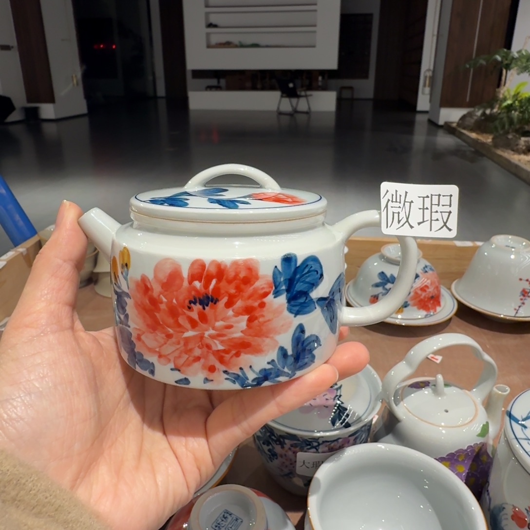 釉下手绘茶具微瑕