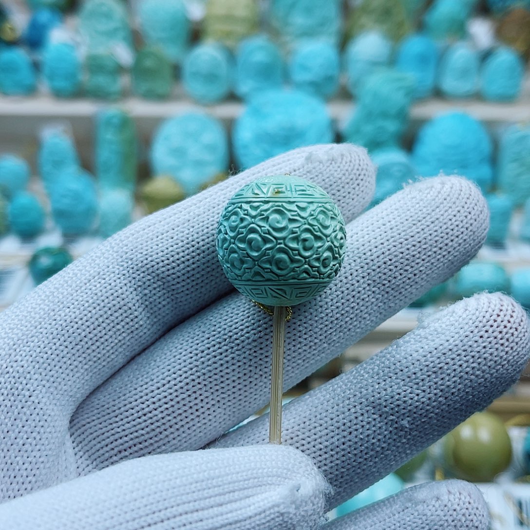 绿松石未镶嵌珠宝奇石