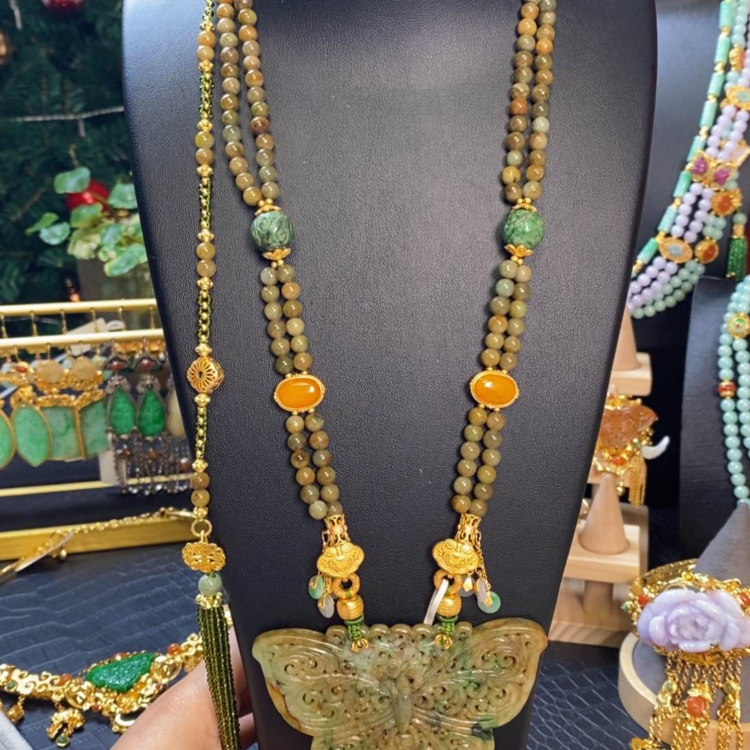 翡翠颈饰未镶嵌A*y蝴蝶套装福利价