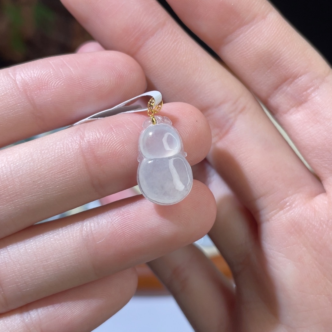 翡翠颈饰18K金镶嵌翡翠