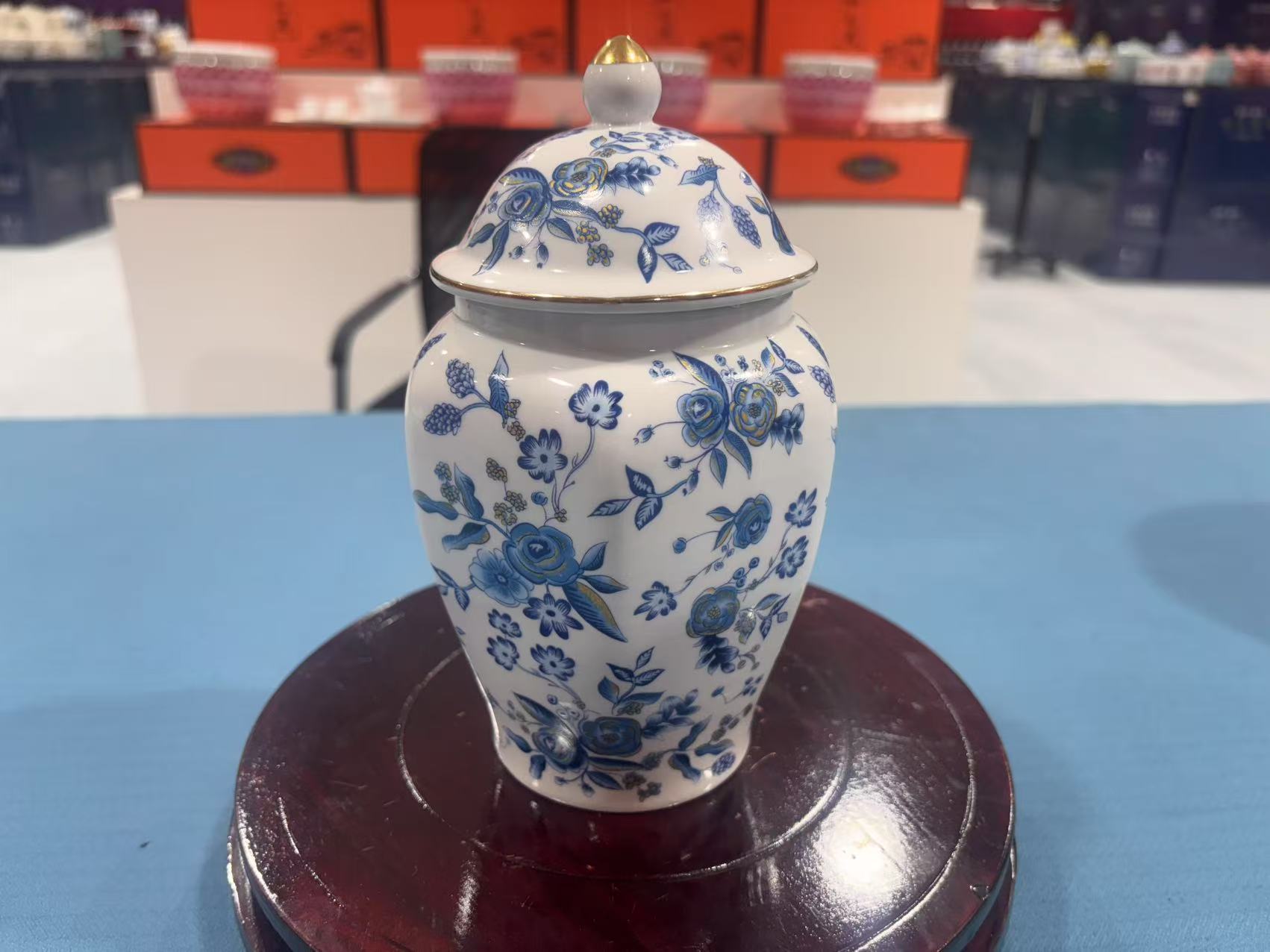 【娜姐专属】陶瓷蓝玫瑰将军罐