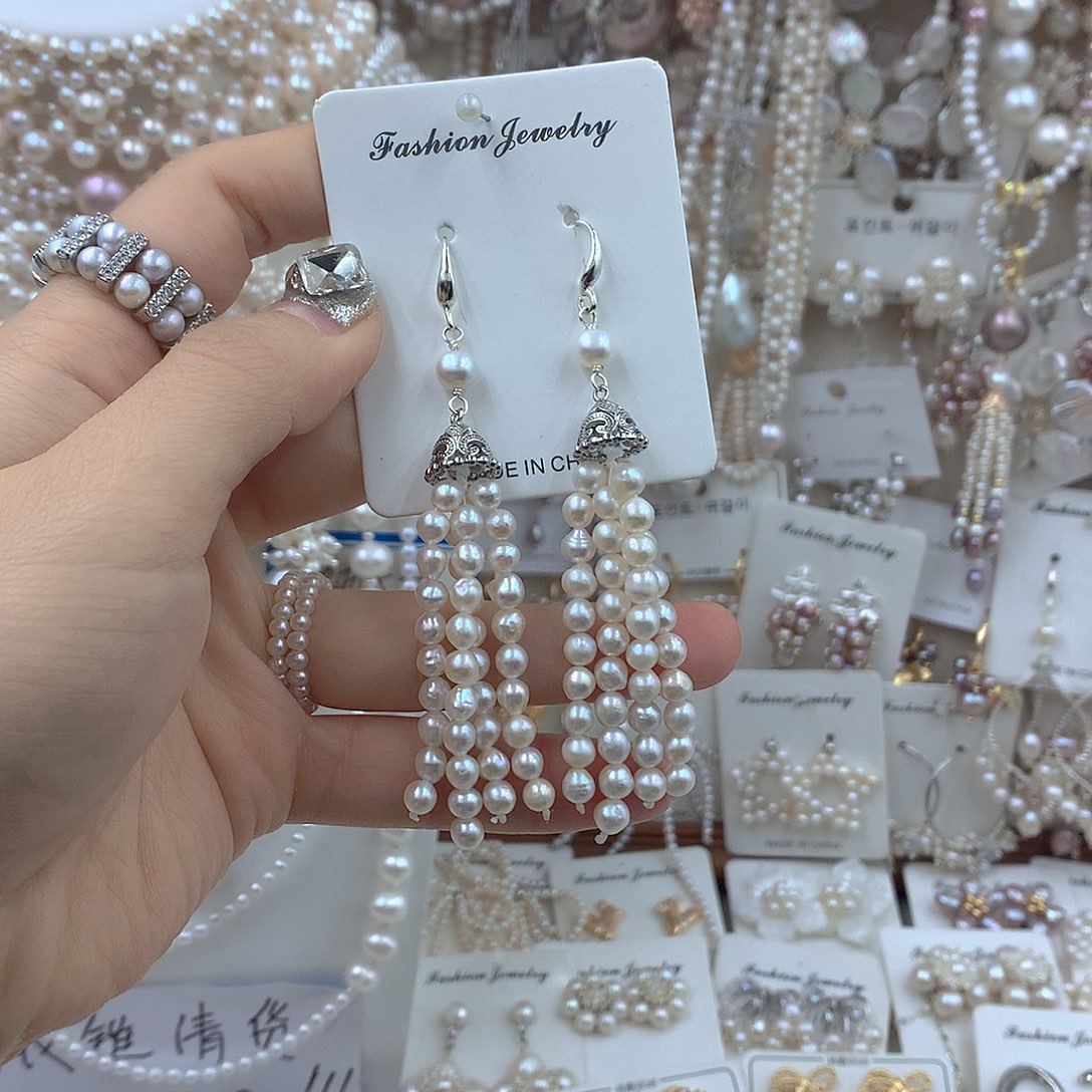 淡水珍珠银S925镶嵌耳饰