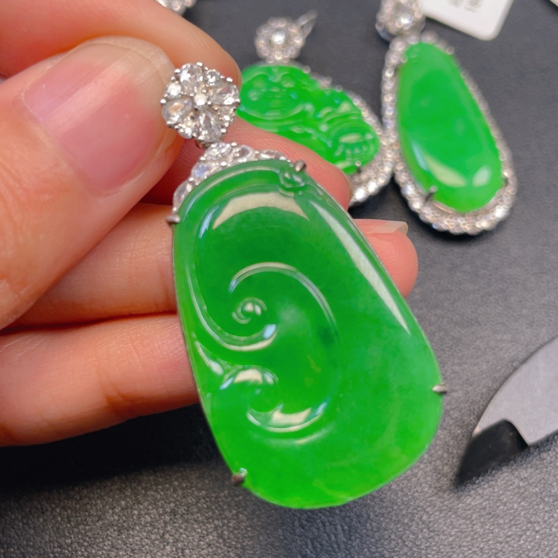 吊坠(不含链)银S925镶嵌翡翠