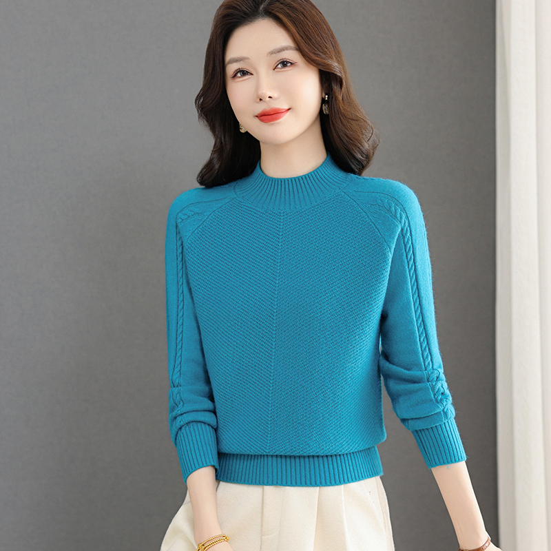 秋冬新款半高领插肩时尚洋气内搭宽松显瘦针织打底衫