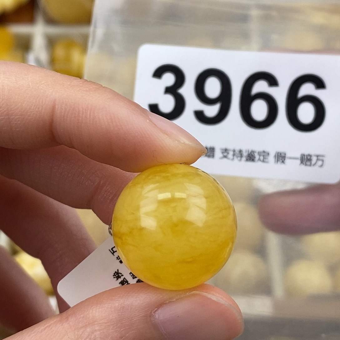 蜜蜡未镶嵌珠宝奇石20