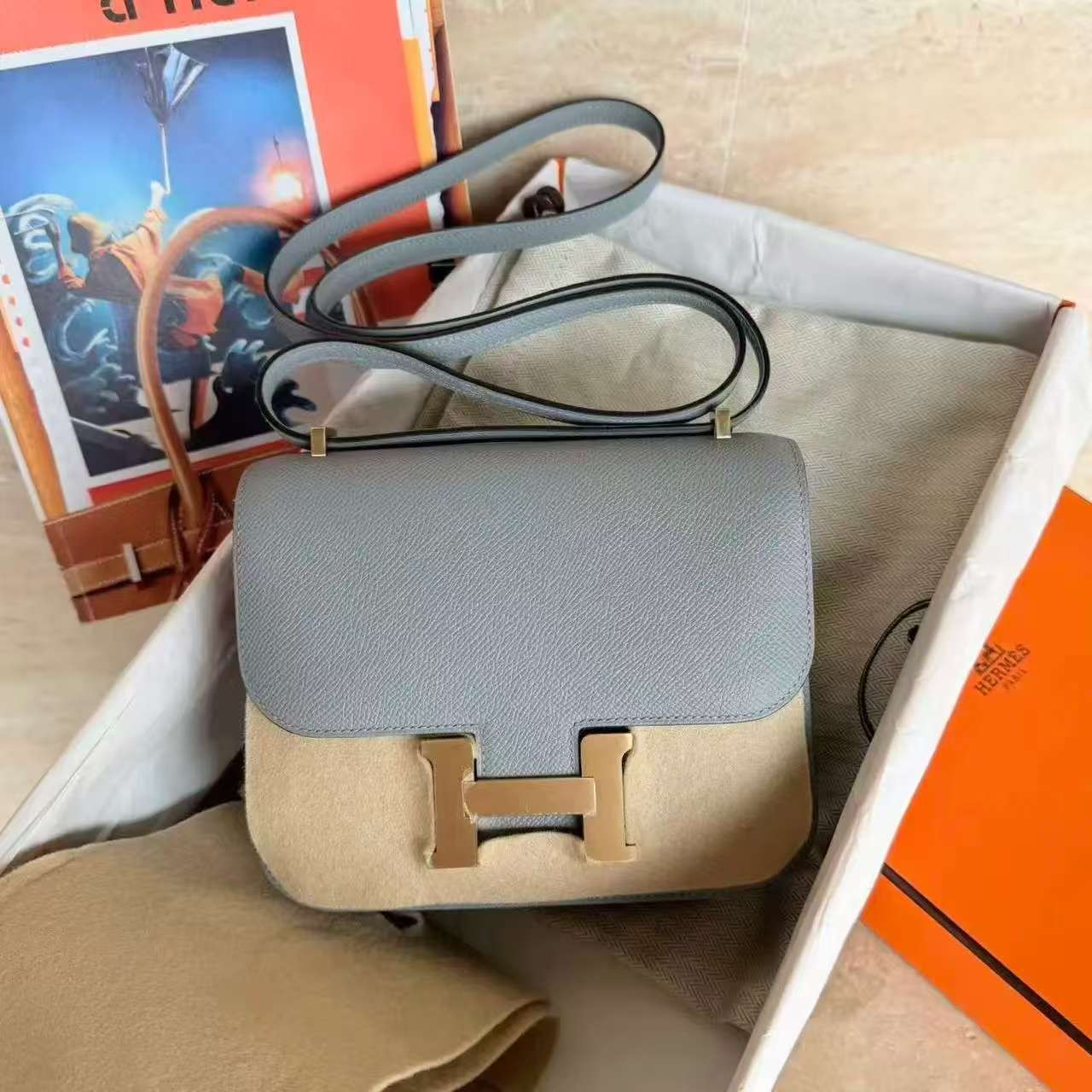 未使用 Hermes/爱马仕 木偶灰金扣康康19/78125739/12期/代卖服务