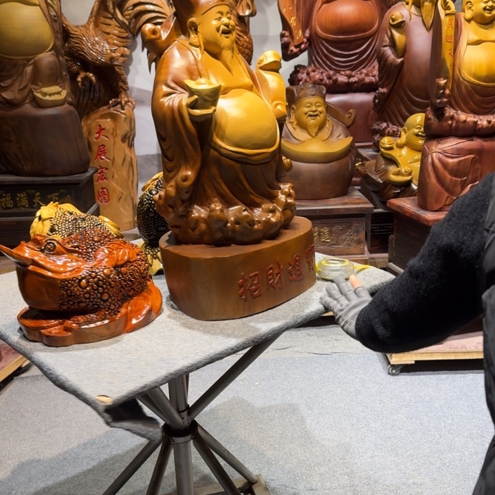 装***张香榧木香樟木金蟾摆件