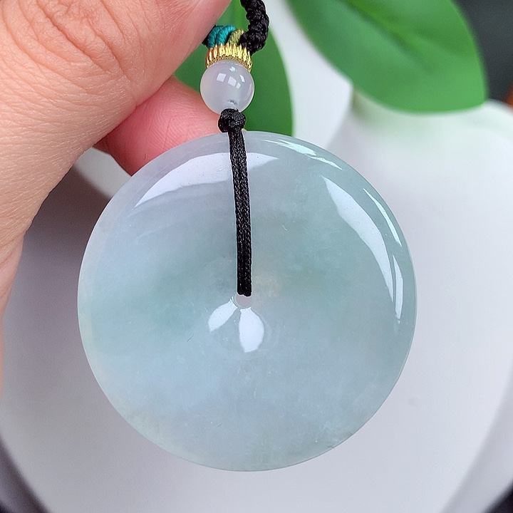 颈饰未镶嵌翡翠平安扣 38.7x4.9mm