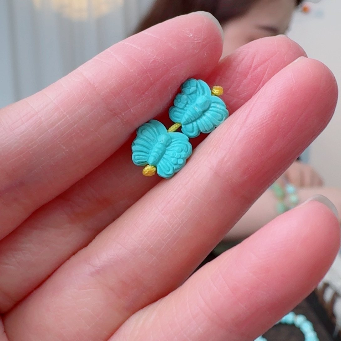 绿松石未镶嵌挂件