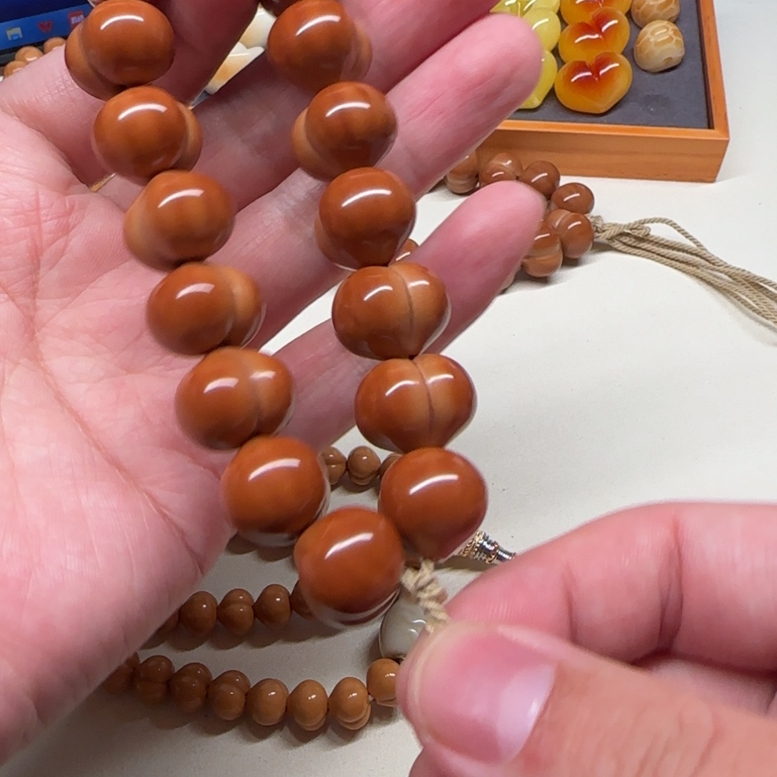 Y****猴头核桃吊坠聚宝盆猴头核桃屁桃 某舍同款高桃16大加